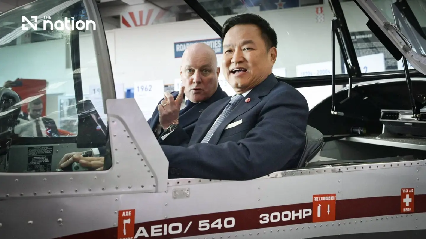 Anutin and Luxon inspect CT-4 as Thailand weighs more trainers Anutin and Luxon inspect CT-4 as Thailand weighs more trainers