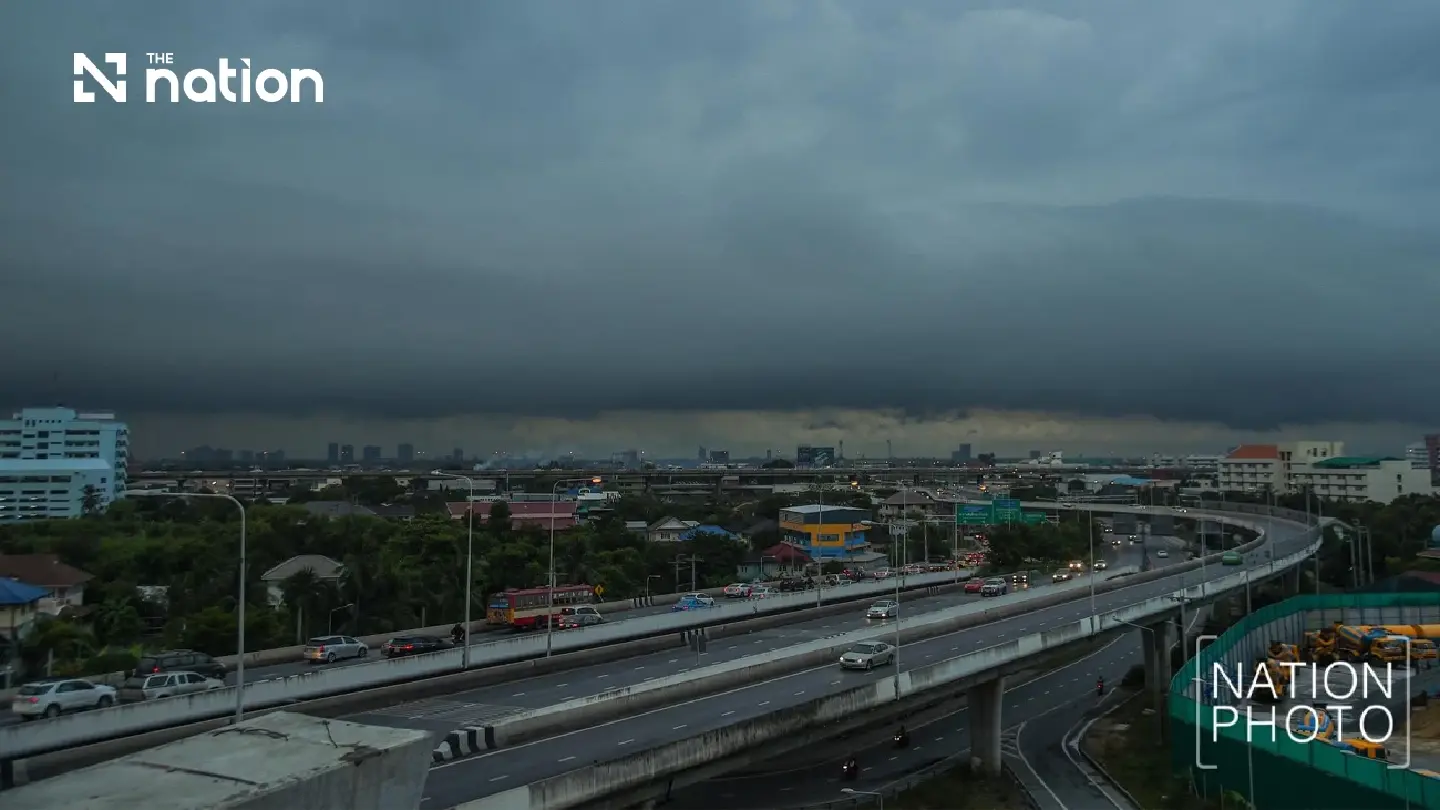 Monsoon downpours put four Thai regions on flood alert
