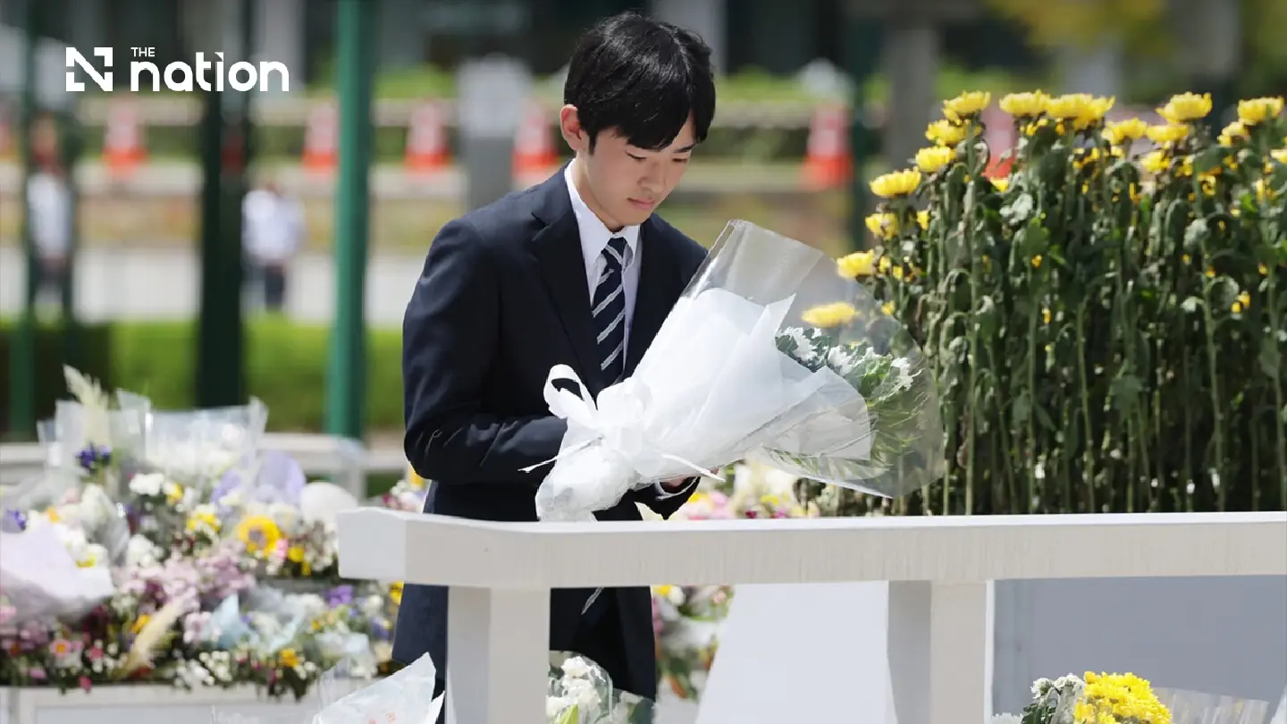 Prince Hisahito pays tribute to atomic bomb victims in Hiroshima Prince Hisahito pays tribute to atomic bomb victims in Hiroshima
