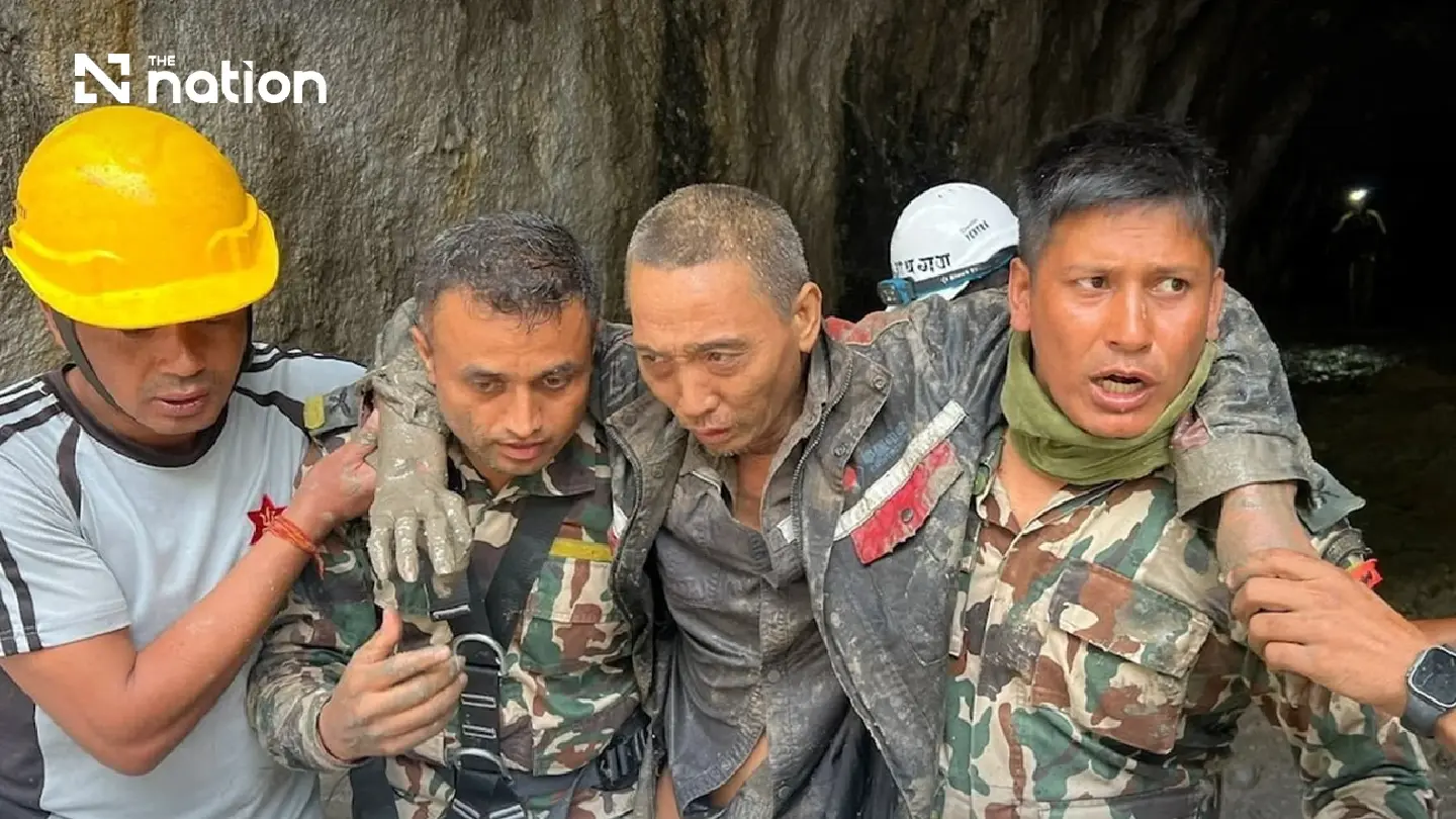 Chinese man rescued from Nepal tunnel 10 days after flood Chinese man rescued from Nepal tunnel 10 days after flood