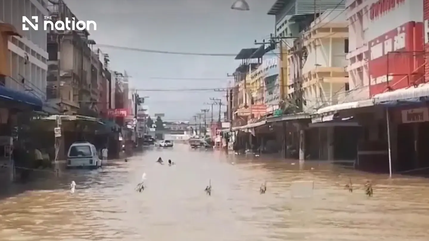 Rayong business district flooded as Khlong Thap Ma overflows Rayong business district flooded as Khlong Thap Ma overflows