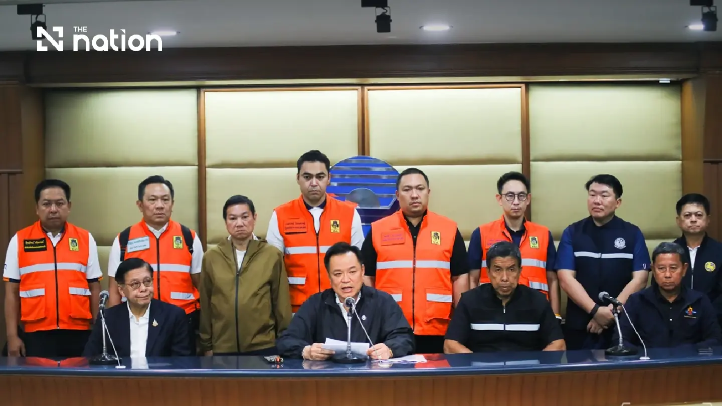 Thai PM returns on Sept 27 to coordinate flood response Thai PM returns on Sept 27 to coordinate flood response