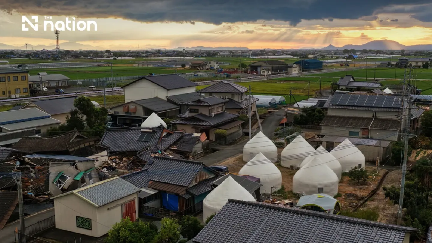 Manga artist funds rapid shelters for Kumamoto quake victims