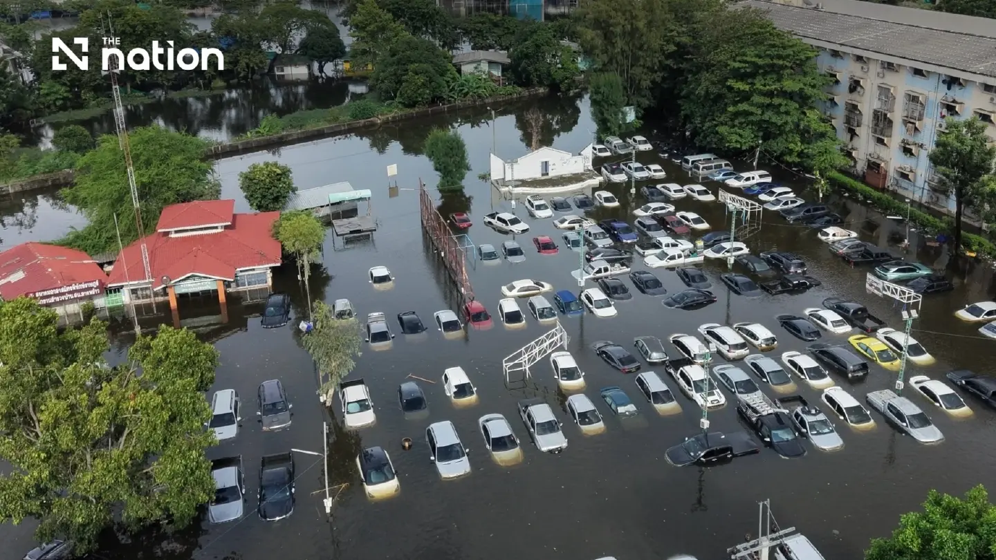 Floods affect 2.6m people across 29 provinces and Bangkok Floods affect 2.6m people across 29 provinces and Bangkok