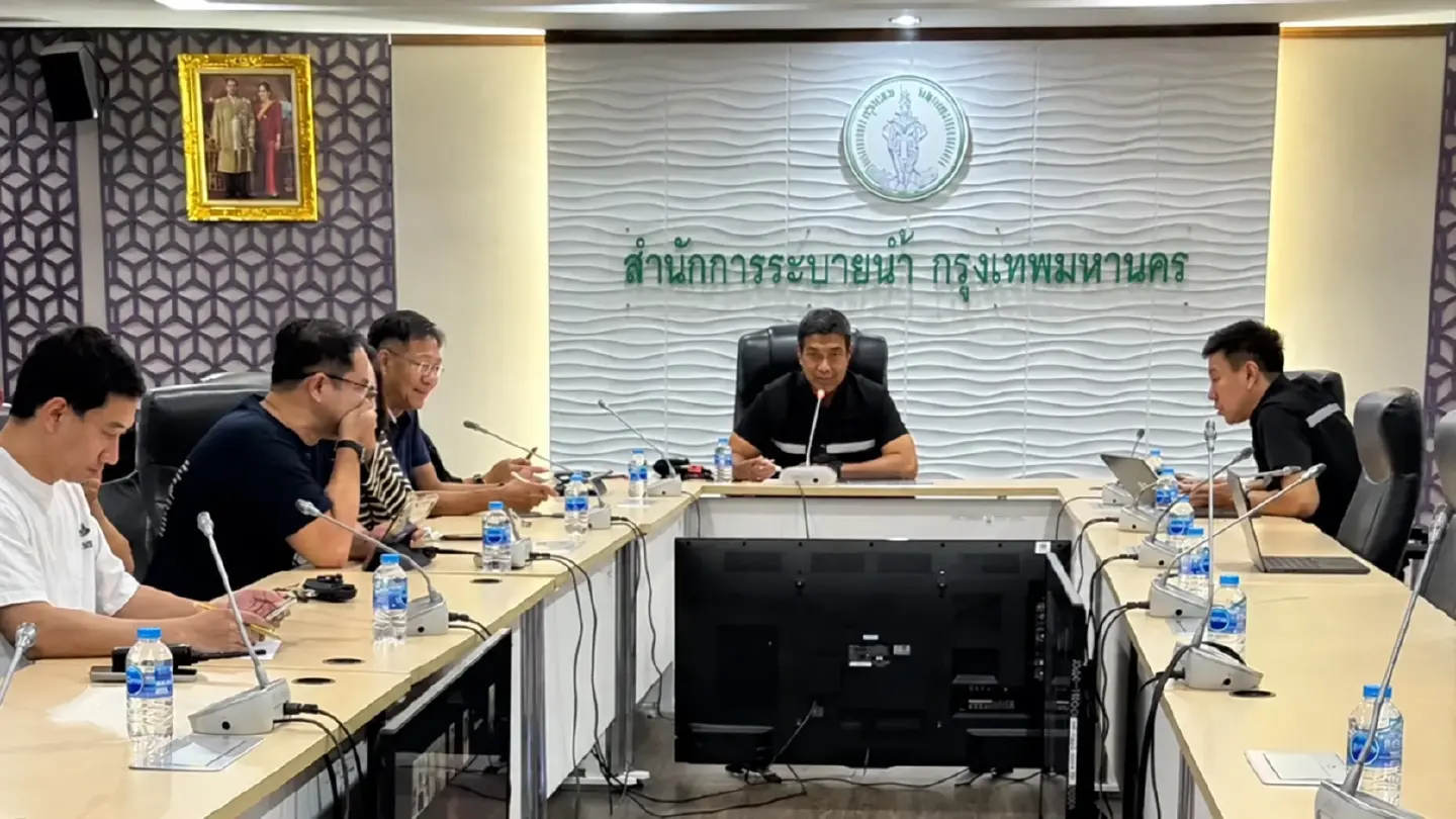 Bangkok prepares flood disaster declaration for all 50 districts on Sept 26 Bangkok prepares flood disaster declaration for all 50 districts on Sept 26