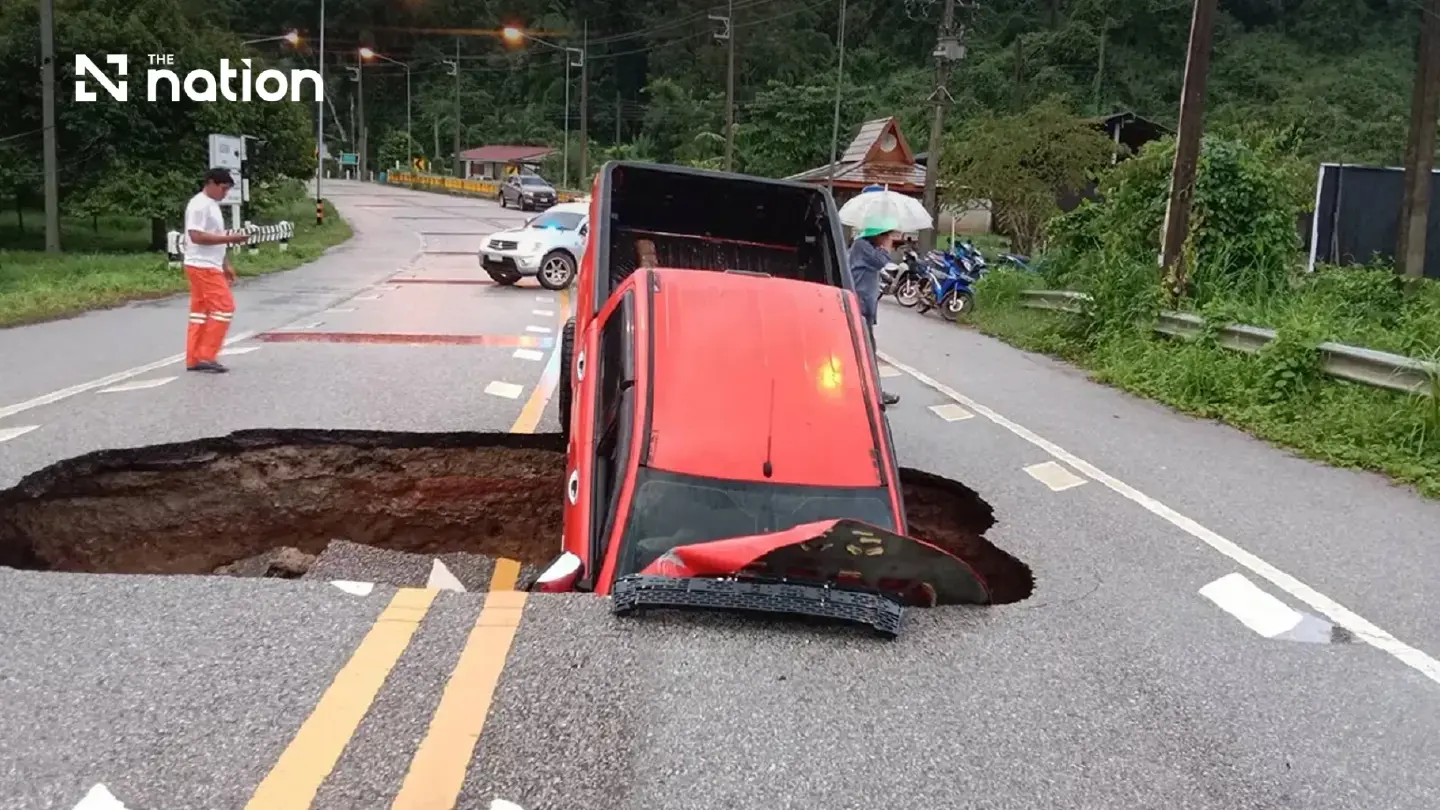 Rayong road closed after floodwater undermines Khao Chik Bridge Rayong road closed after floodwater undermines Khao Chik Bridge