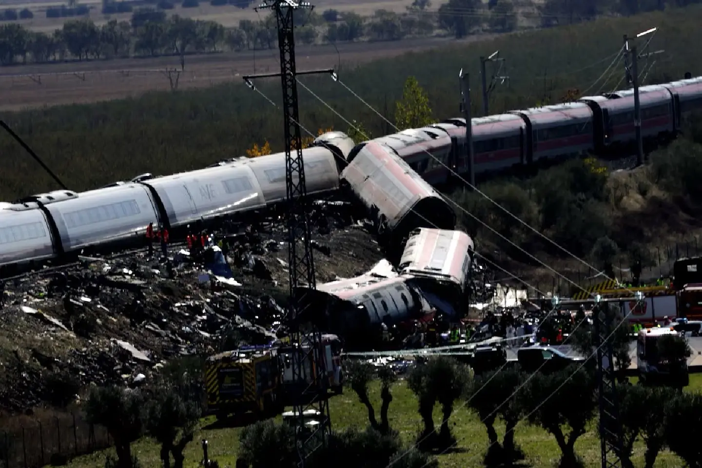 Spain mourns at least 68 dead in second high-speed train crash on October 28 Spain mourns at least 68 dead in second high-speed train crash on October 28