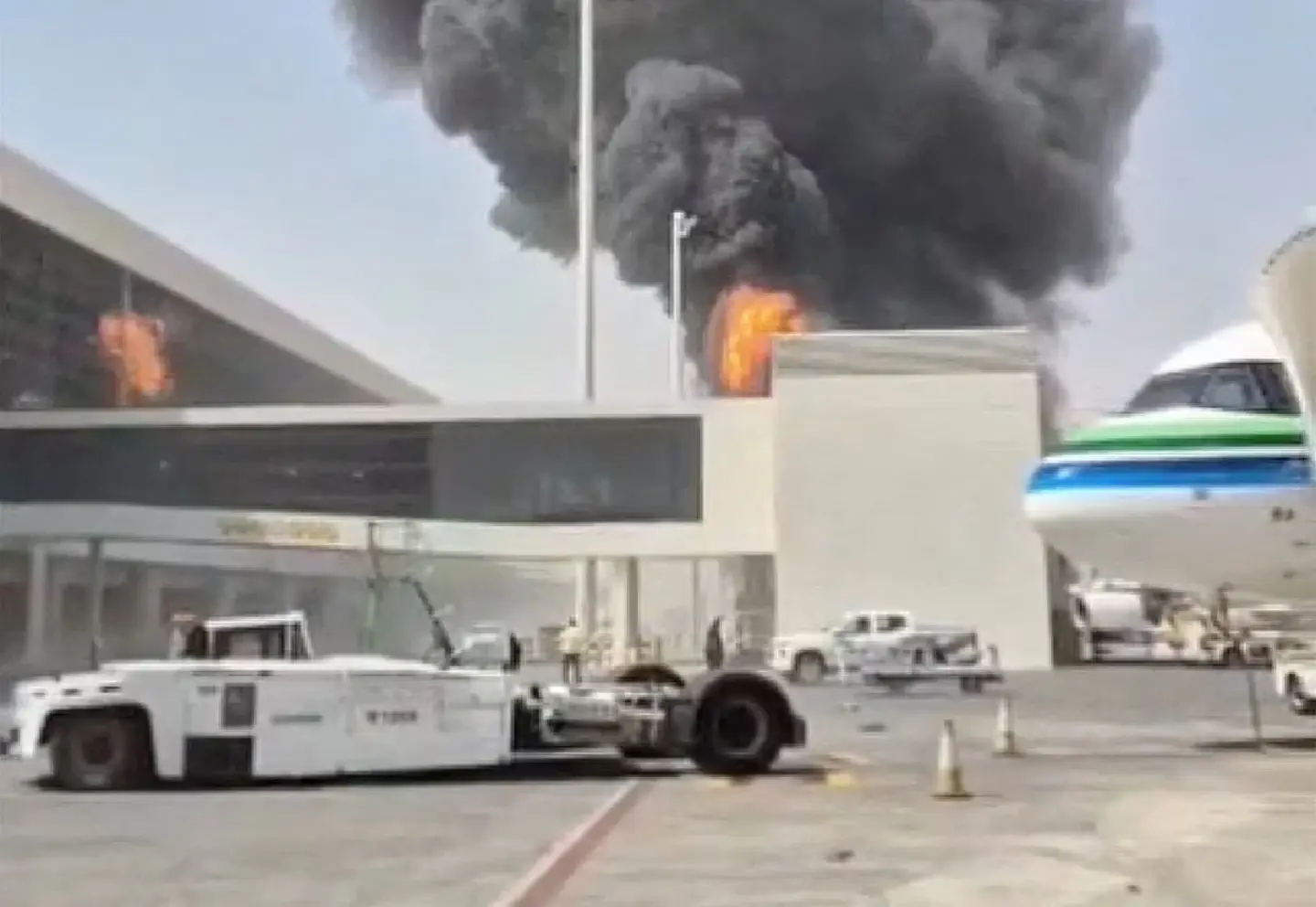 Saudi airport attack kills one and wounds 11 on October 11 Saudi airport attack kills one and wounds 11 on October 11