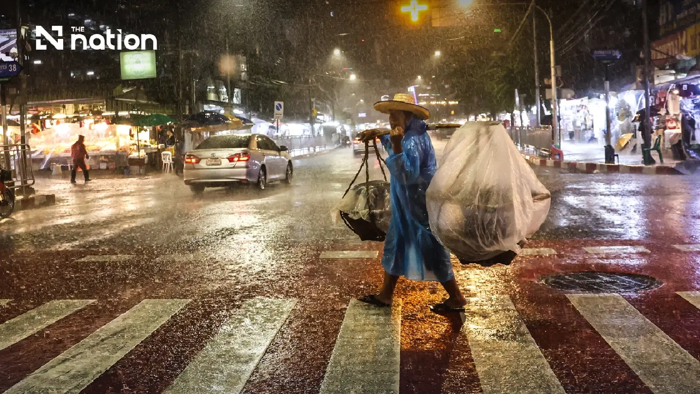 Bangkok and three regions face 60% thundershower coverage Bangkok and three regions face 60% thundershower coverage