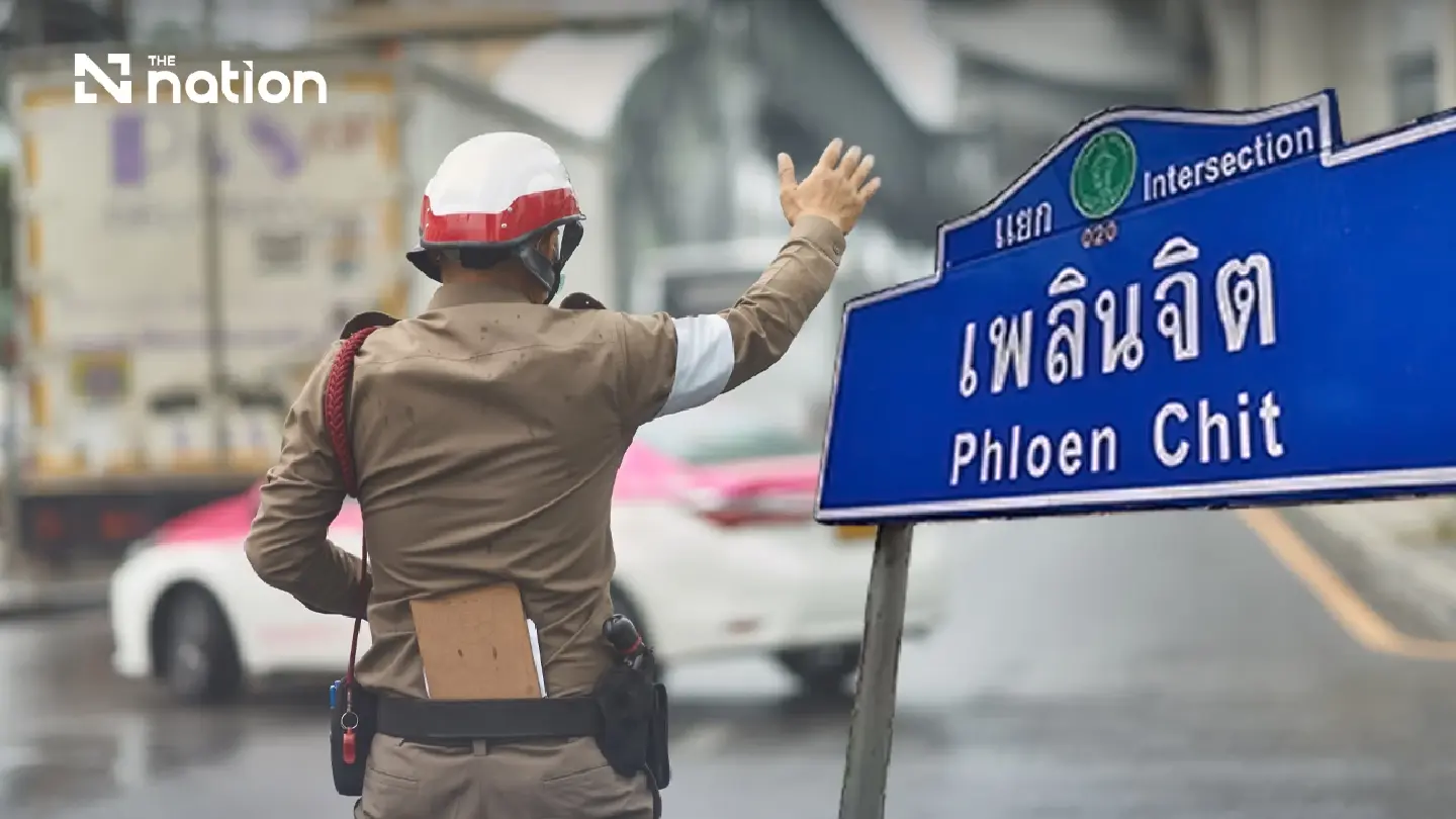 Traffic reopens between Ploenchit and Nana after anti-IMF protest ends Traffic reopens between Ploenchit and Nana after anti-IMF protest ends