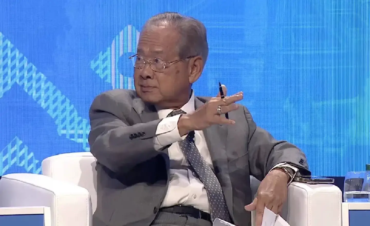 Narongchai maps four pillars and three reforms for Thailand’s next growth era Narongchai maps four pillars and three reforms for Thailand’s next growth era