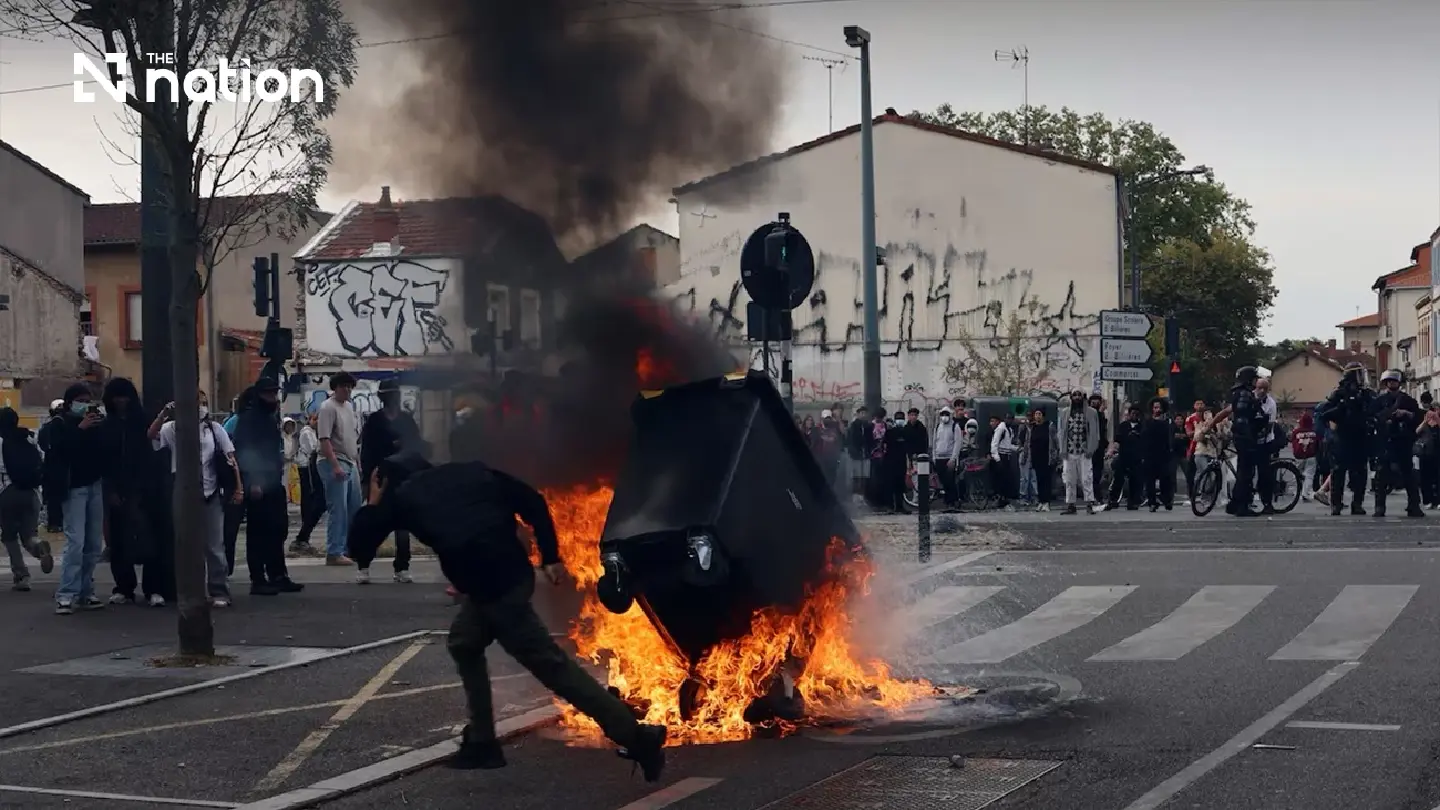 French students clash, over 5,000 arrested as 400 schools shut on October 2 French students clash, over 5,000 arrested as 400 schools shut on October 2