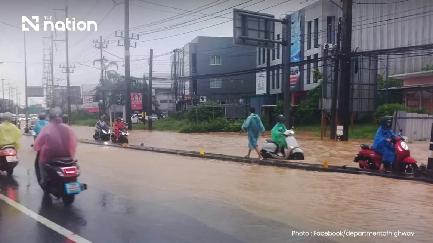 Department of Highways closes 4 routes in Kanchanaburi and Prachuap Khiri Khan due to floods and landslides on October 29, 2026.