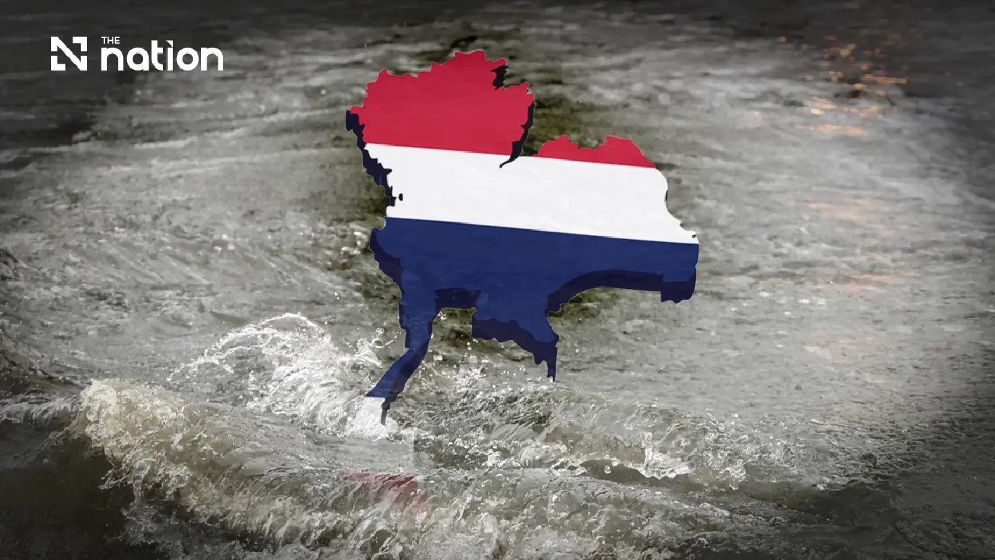 Floods still hit 20 provinces and Bangkok, affecting 2.45m people Floods still hit 20 provinces and Bangkok, affecting 2.45m people