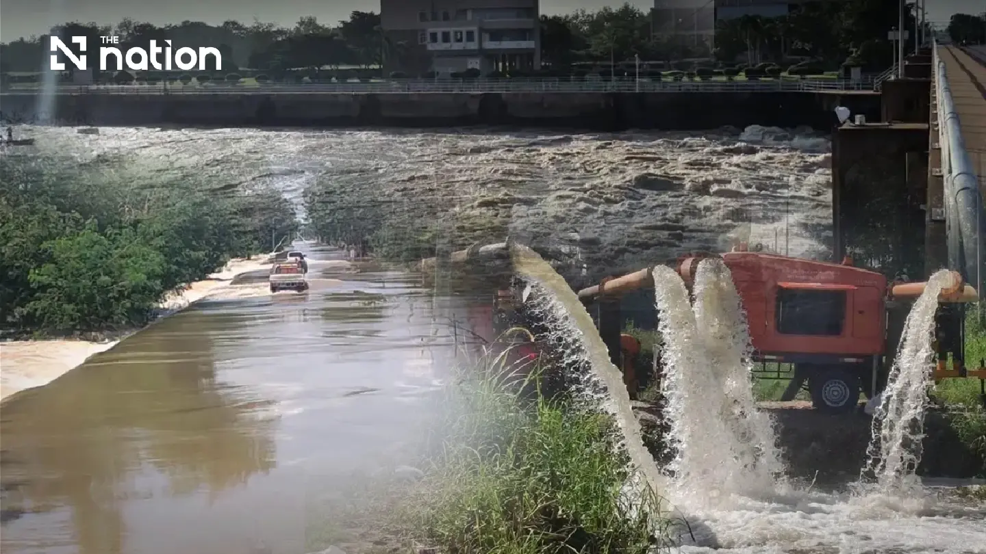 Flooding affects over 1 million households in 30 provinces and Bangkok Flooding affects over 1 million households in 30 provinces and Bangkok