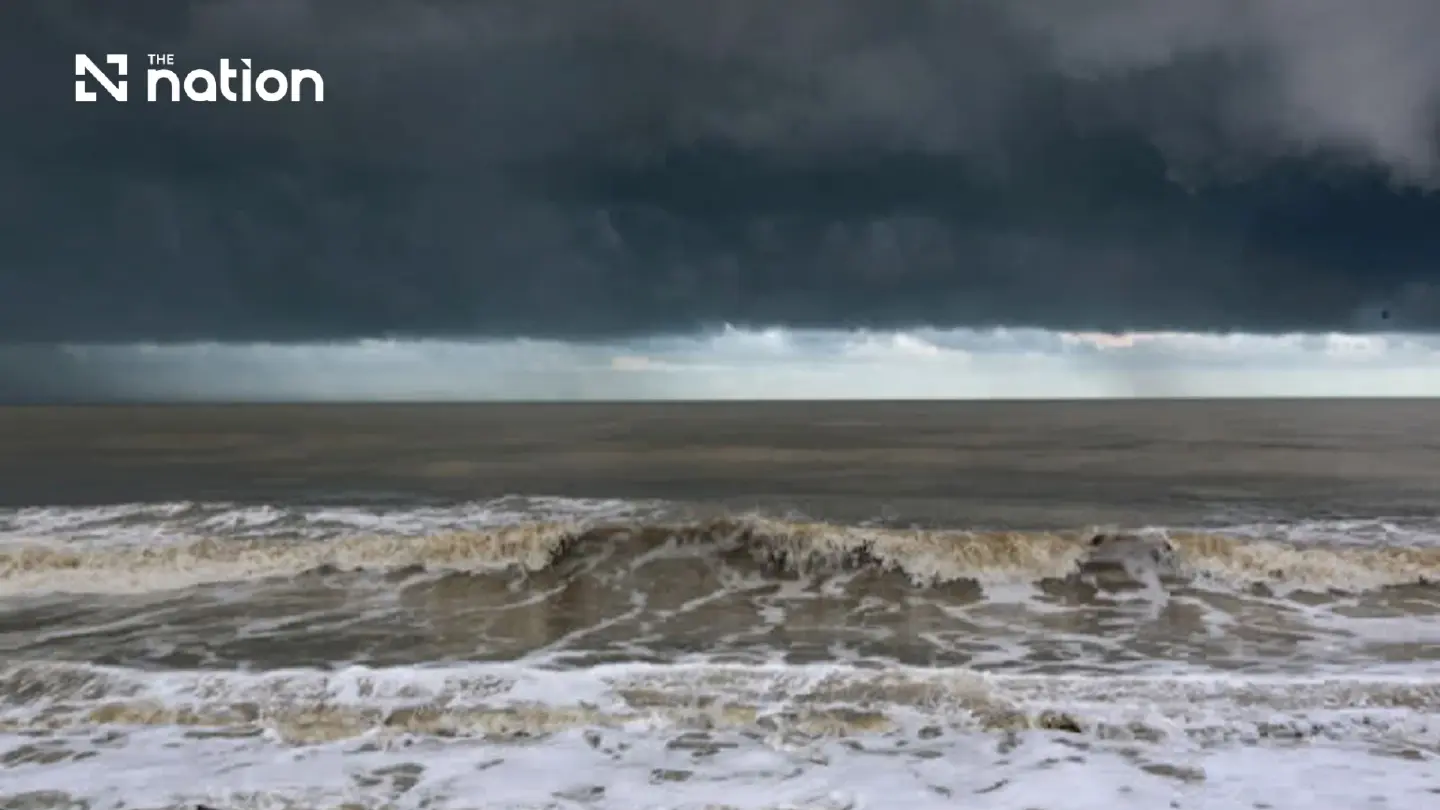 Heavy rain warning for four Thai Gulf coast provinces on October 31 Heavy rain warning for four Thai Gulf coast provinces on October 31